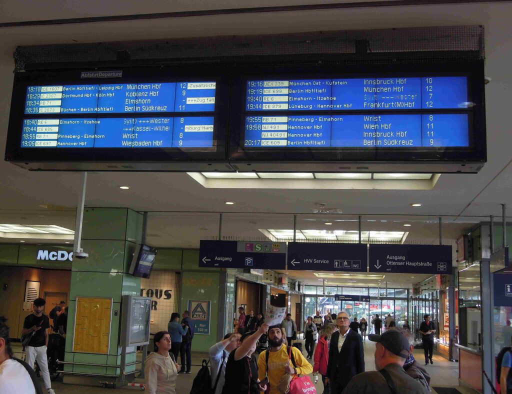 aktueller Newsletter – Hurra, der Bahnhof Altona hat den Fernverkehr ...